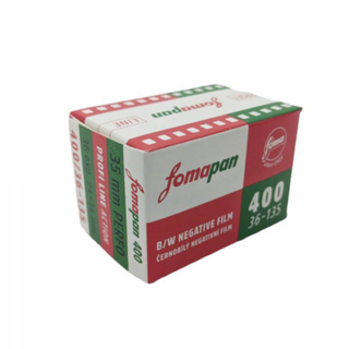 Fomapan 400 135-36 film box
